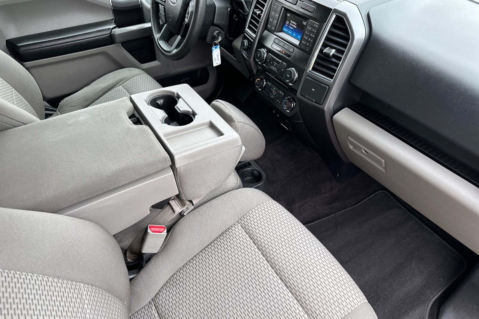 Used 2015  Ford XLT image 15