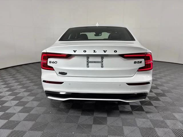Used 2024 White Volvo Plus Black Edition image 7
