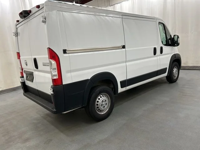 Used 2025 White Ram Base image 4