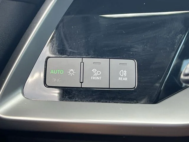 Used 2024  Audi 40 Premium image 30