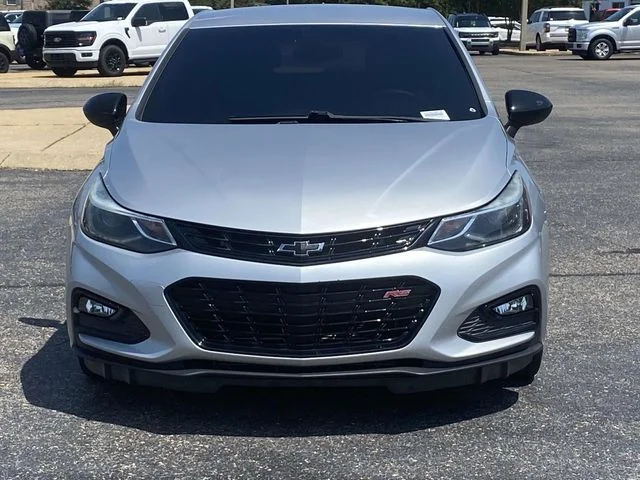 Used 2018 Silver Chevrolet LT image 7
