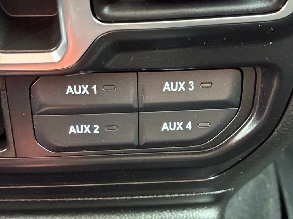 Used 2021 White Jeep Unlimited Sport S image 28
