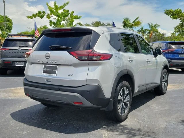 Certified Used 2023 Silver Nissan SV image 4
