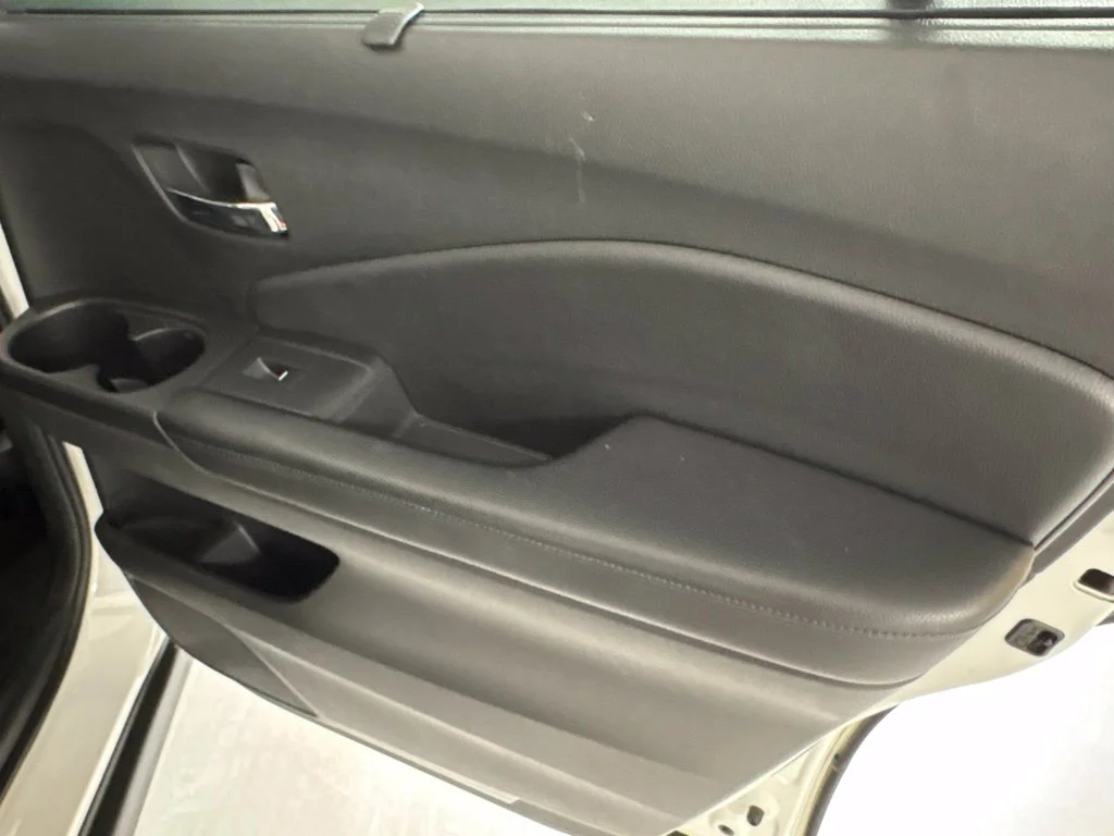 Used 2021 White Honda Special Edition image 18