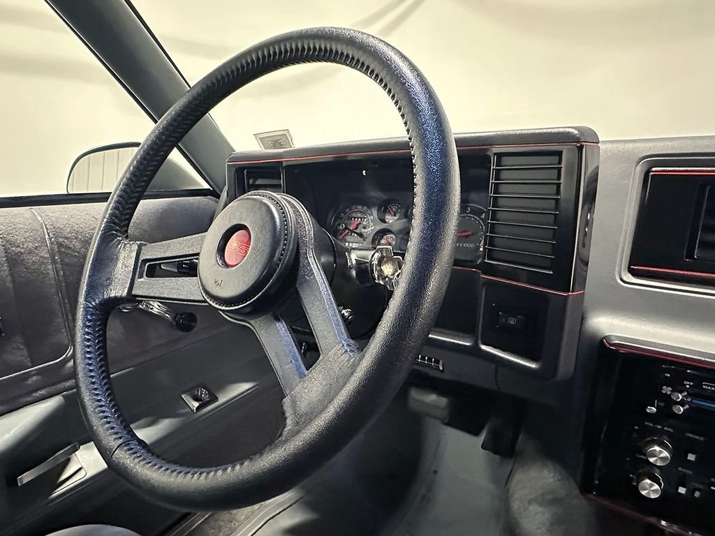 Used 1987 Gray Chevrolet  image 51