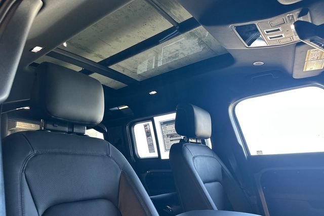New 2026 Borasco Grey Land Rover X-Dynamic SE image 16