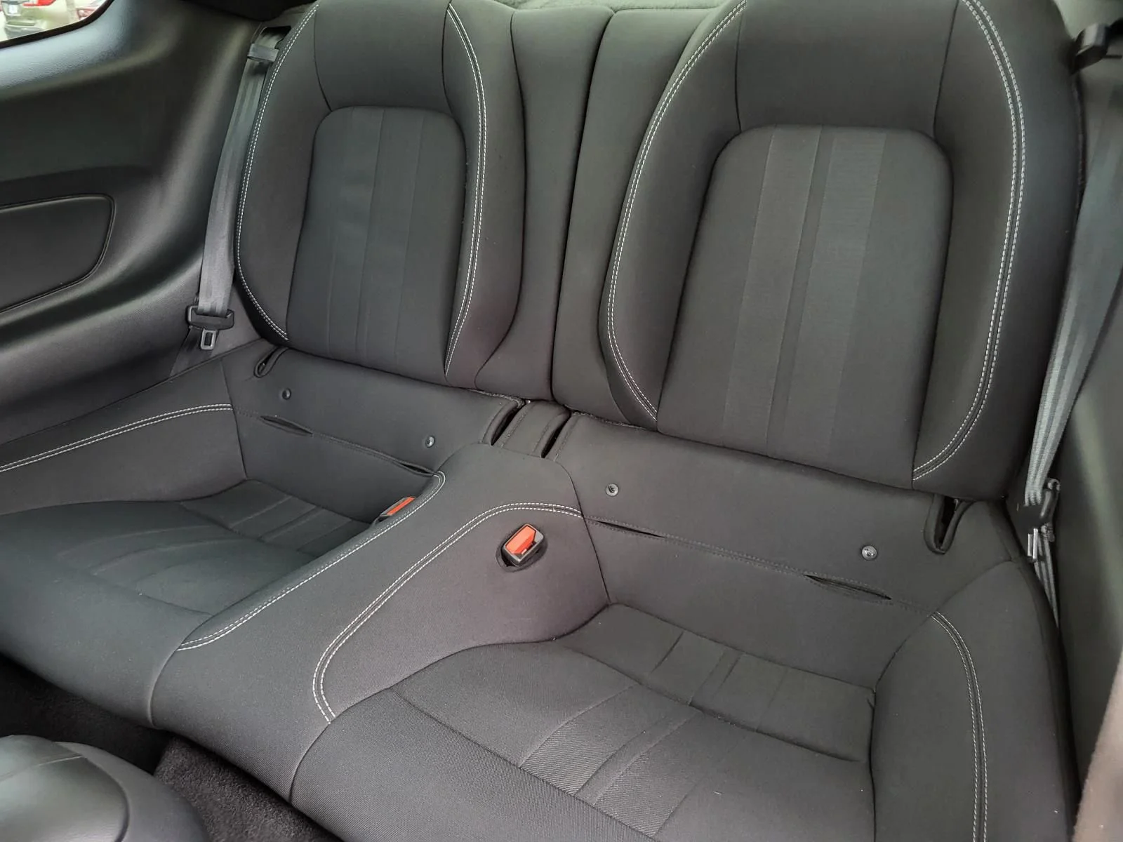 Used 2021 Black Ford GT image 11