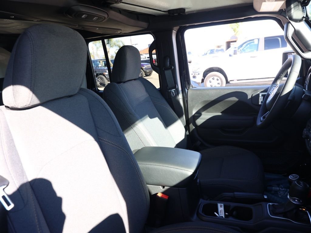 New 2026 Black Clear-Coat Exterior Paint Jeep Willys image 20