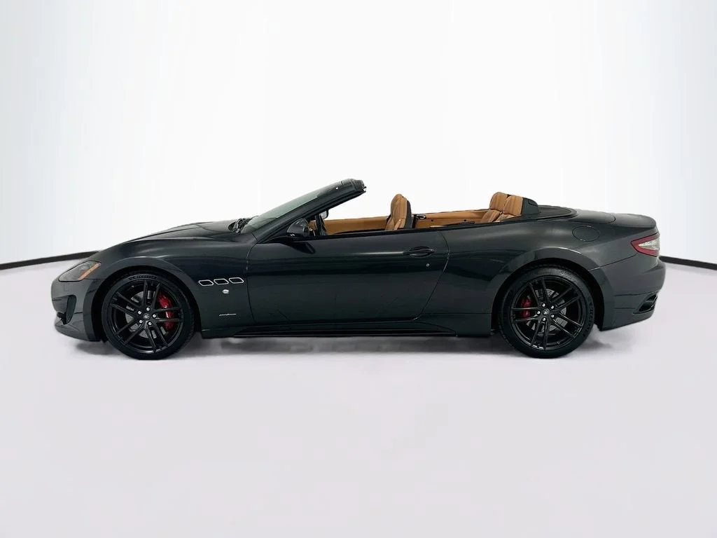 Used 2017 Grigio Granito Metallic Maserati Sport image 8