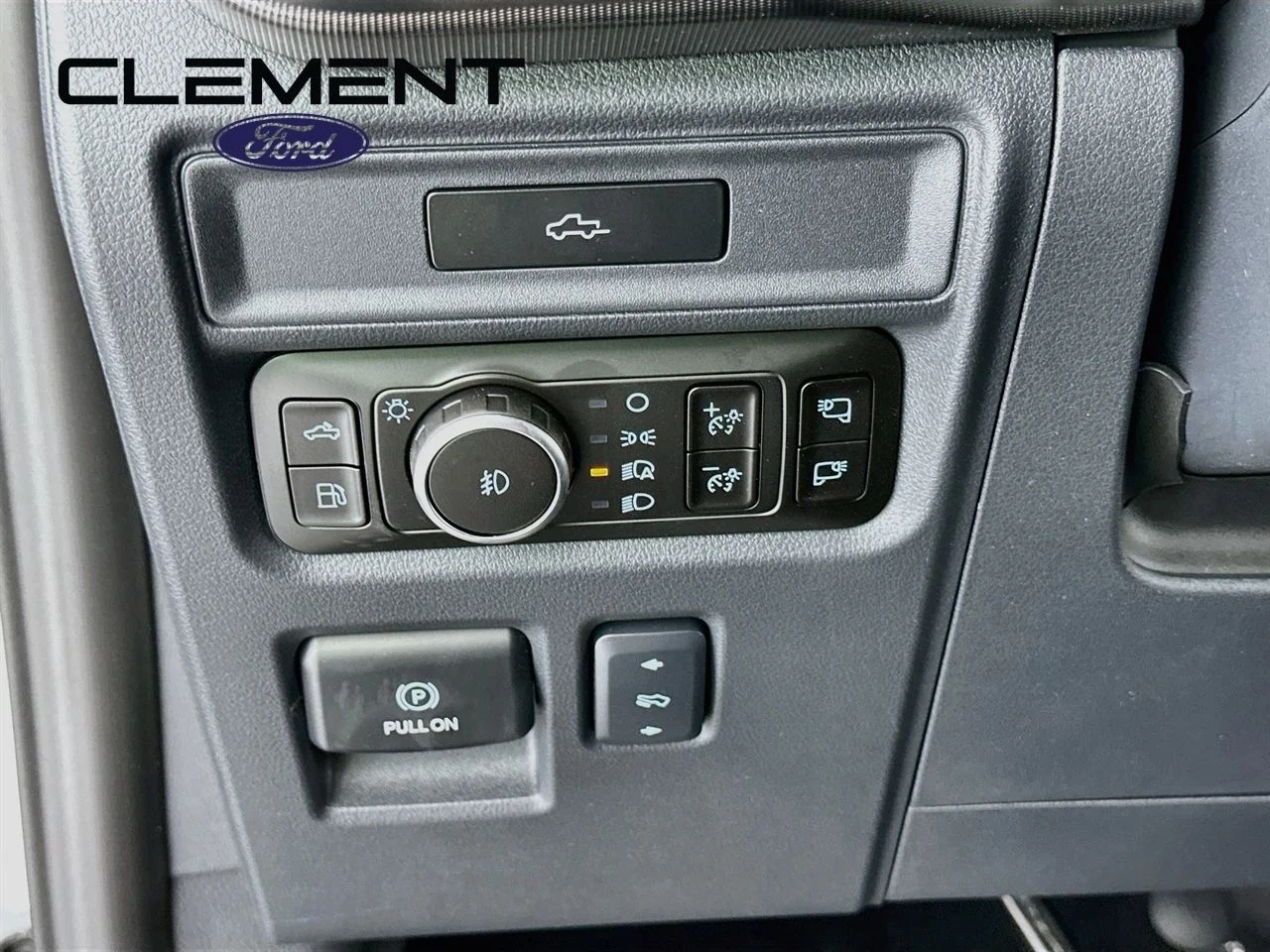 New 2026 Avalanche Ford Platinum® image 13