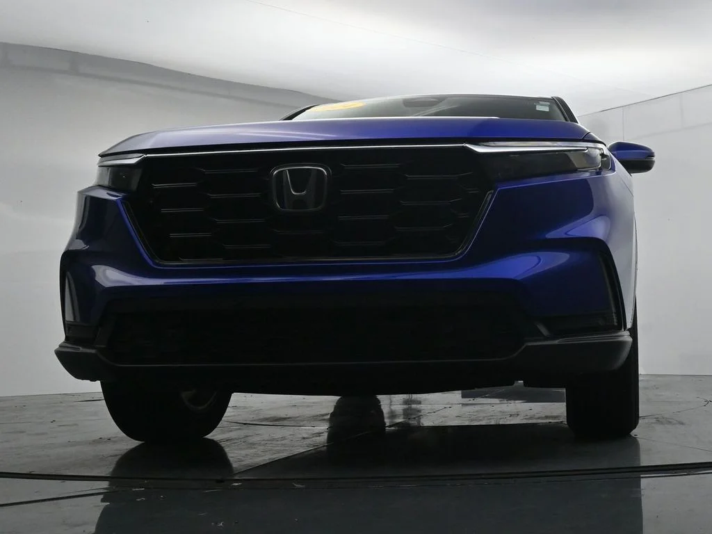 Used 2024  Honda EX-L image 32