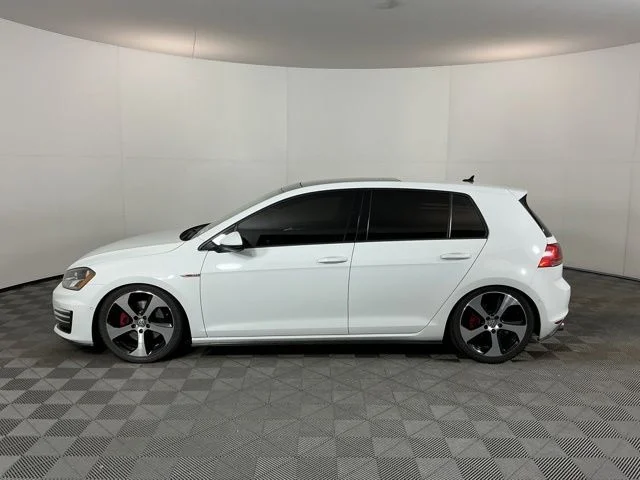 Used 2016  Volkswagen Autobahn image 8
