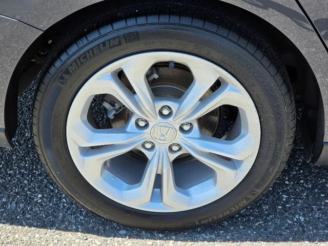 2025 Honda Accord LX - Photo 12