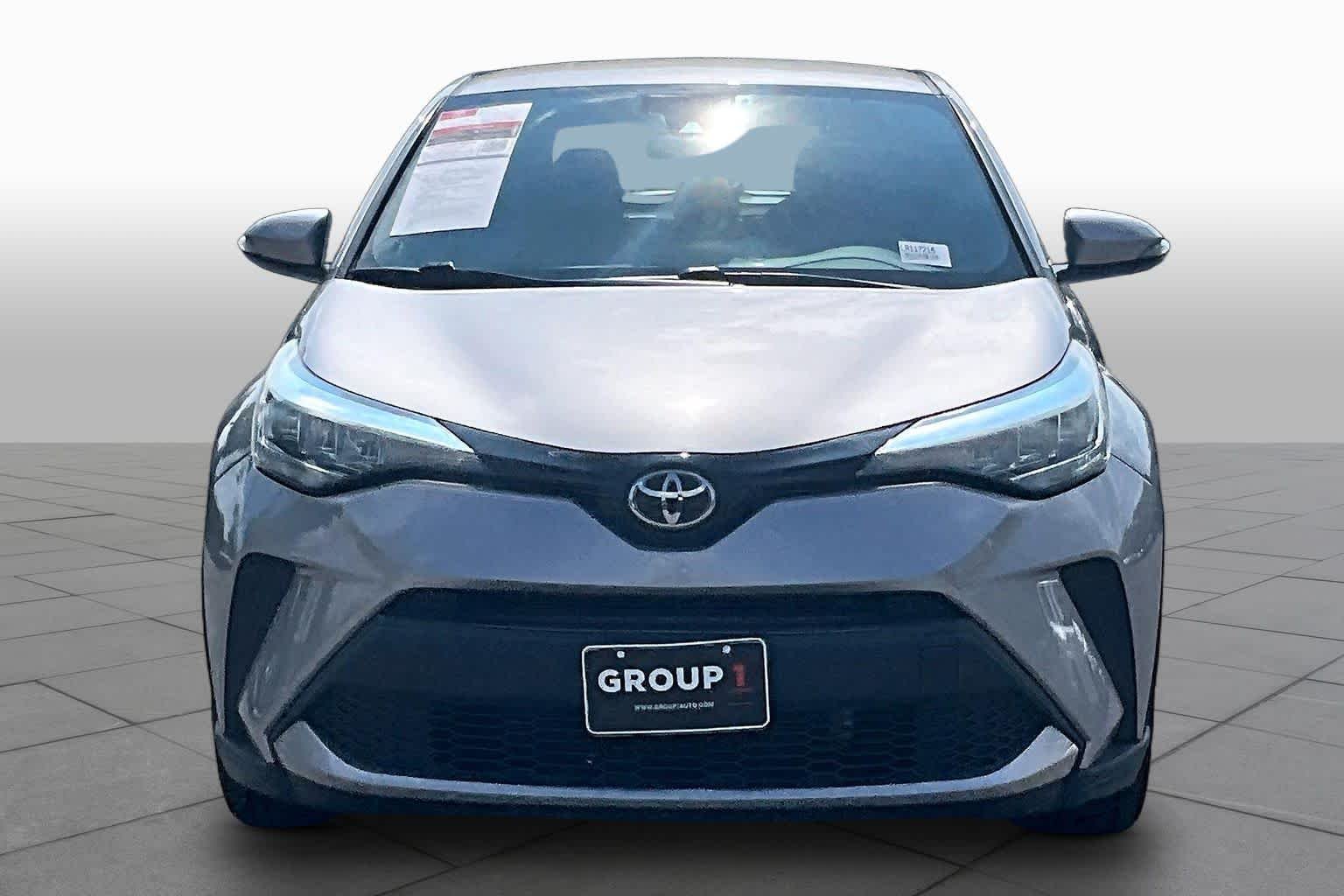 Used 2020 Silver Knockout Metallic Toyota XLE image 4