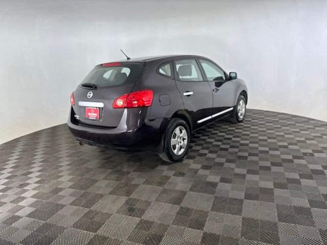 Used 2015 Black Nissan S image 5