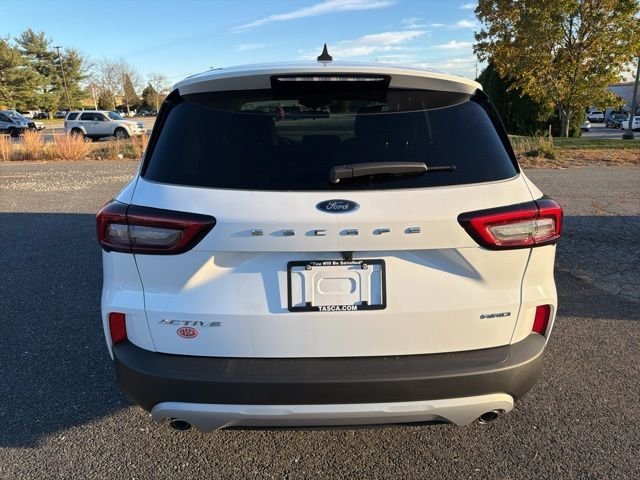 New 2026 Oxford White Ford Active® image 3