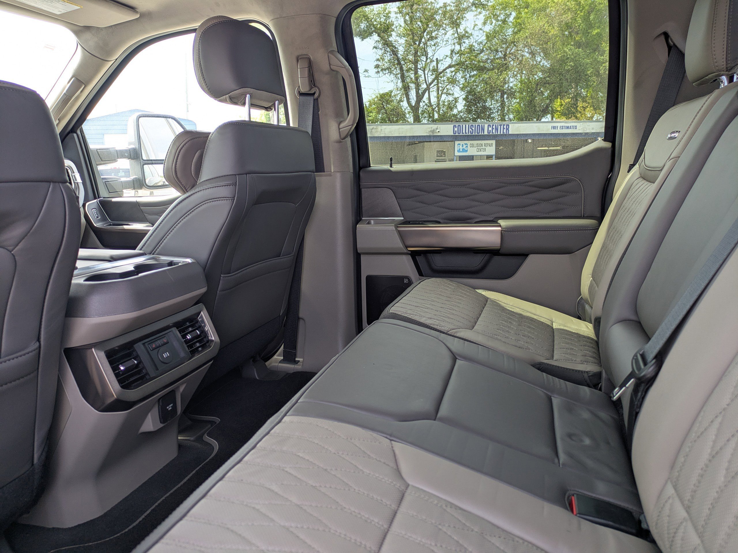 Used 2026  Ford Platinum image 15