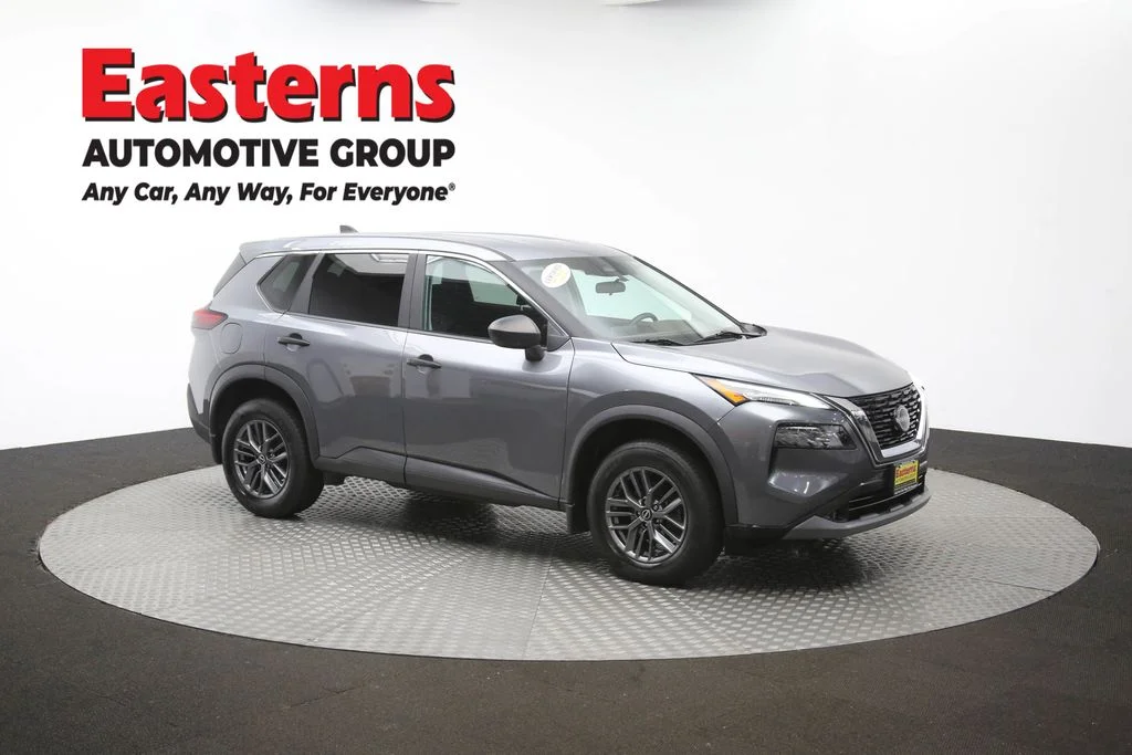 Used 2023 Gray Nissan S image 48