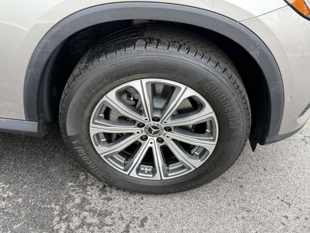 Certified Used 2023 Silver Mercedes-Benz GLC 300 image 7