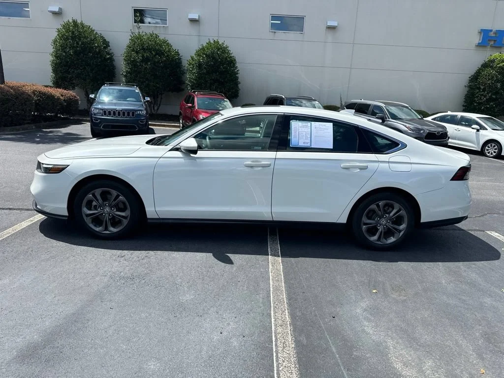 2023 Honda Accord EX - Photo 38