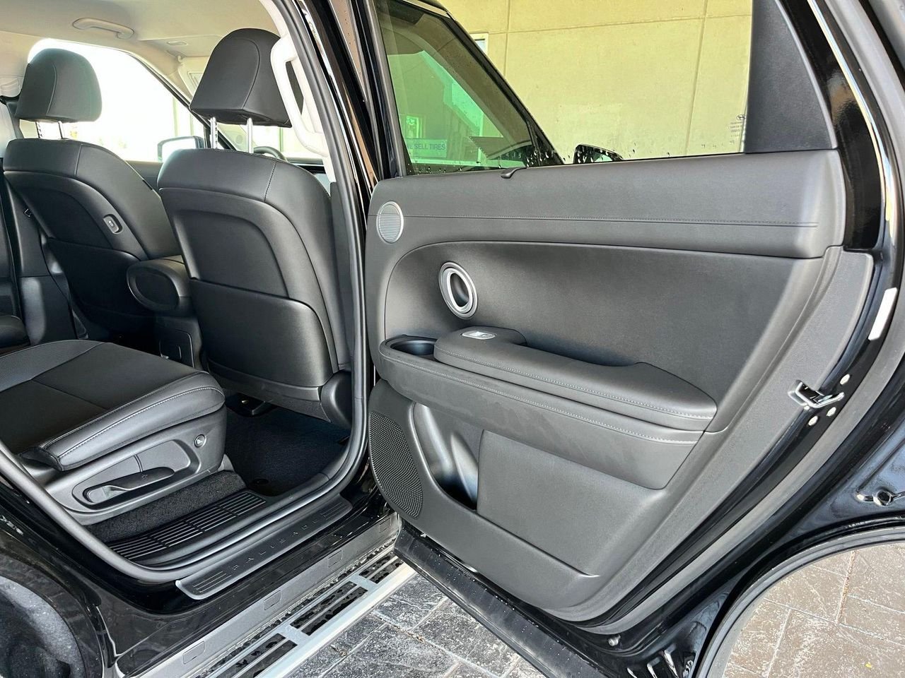New 2026 Black Hyundai SEL 7P image 19