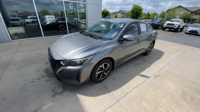 Used 2025 Gray Nissan SV image 6