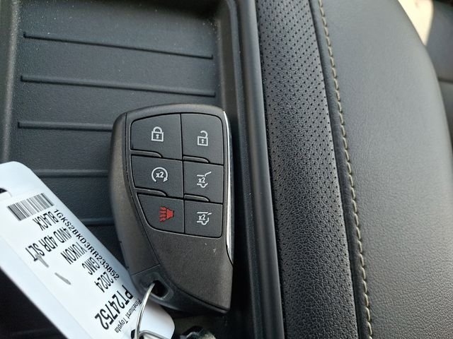 2024 GMC Yukon SLT - Photo 15