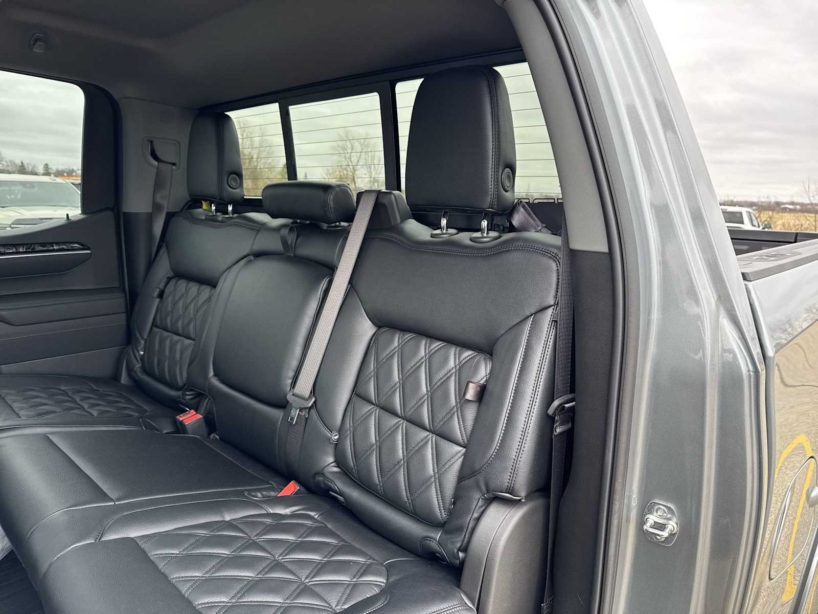 2025 GMC Sierra 1500 Elevation - Photo 24