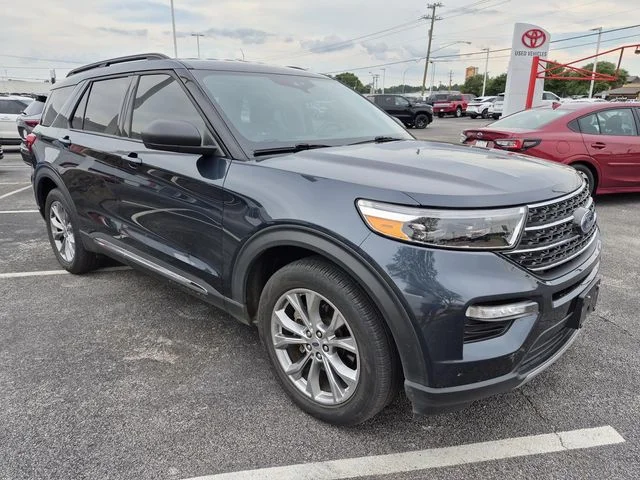 2022 Ford Explorer XLT RWD's photo