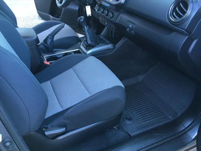 Certified Used 2022 MAGNETIC GRAY MET. Toyota  image 32