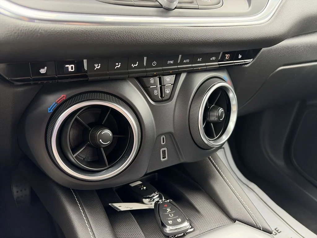 Used 2023 Gray Chevrolet LT image 18