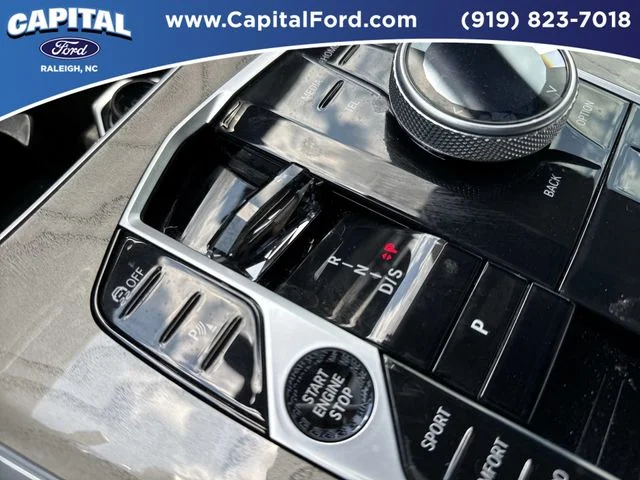 Used 2023 Black BMW xDrive40i image 31