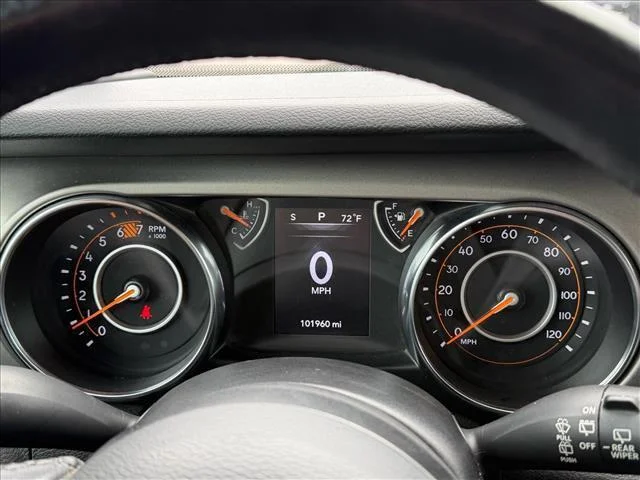 Used 2020 Black Clearcoat Jeep Sport S image 18
