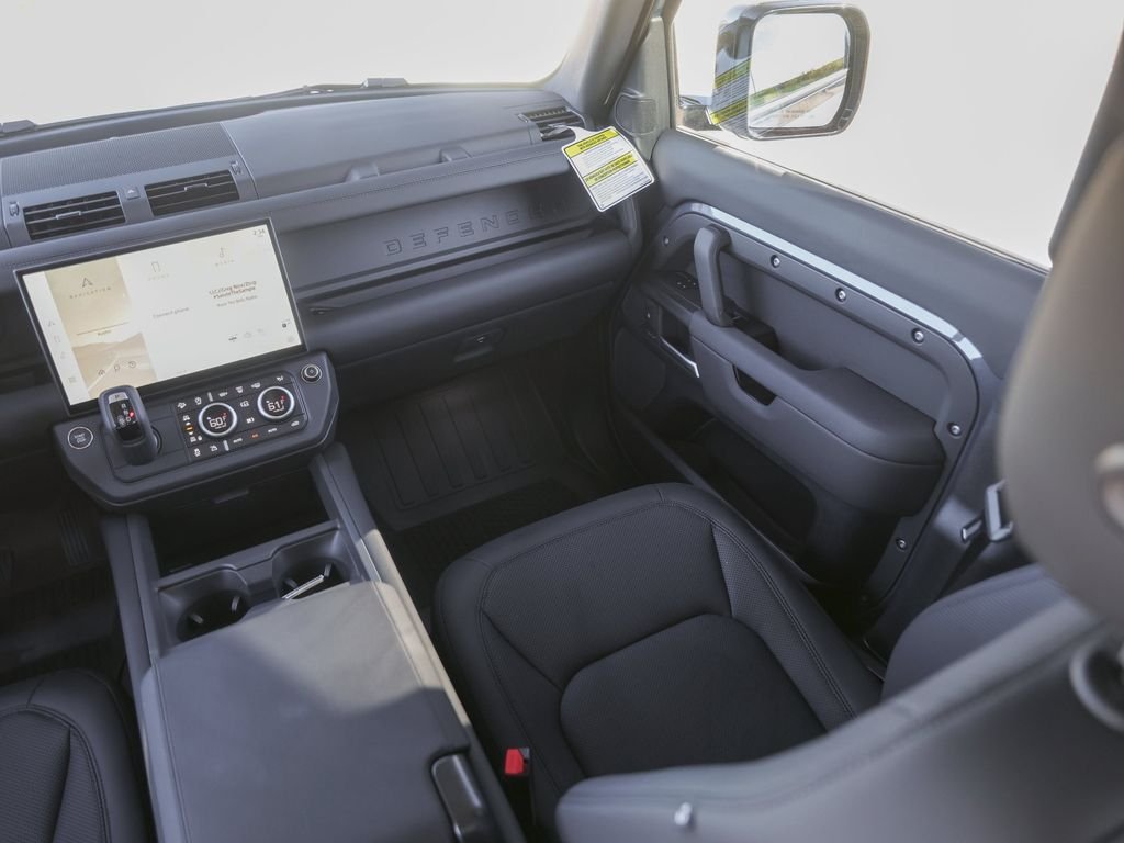 Used 2026 Blue Land Rover S image 33