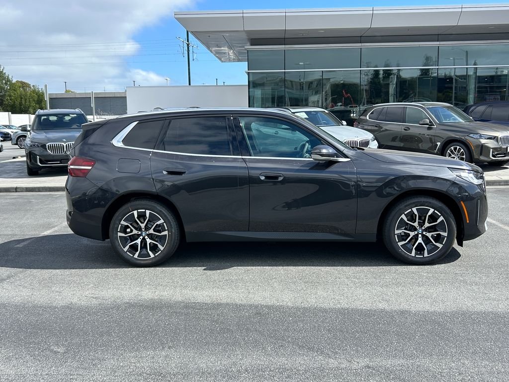 New 2026 Dark Graphite Metallic BMW 30 xDrive image 6
