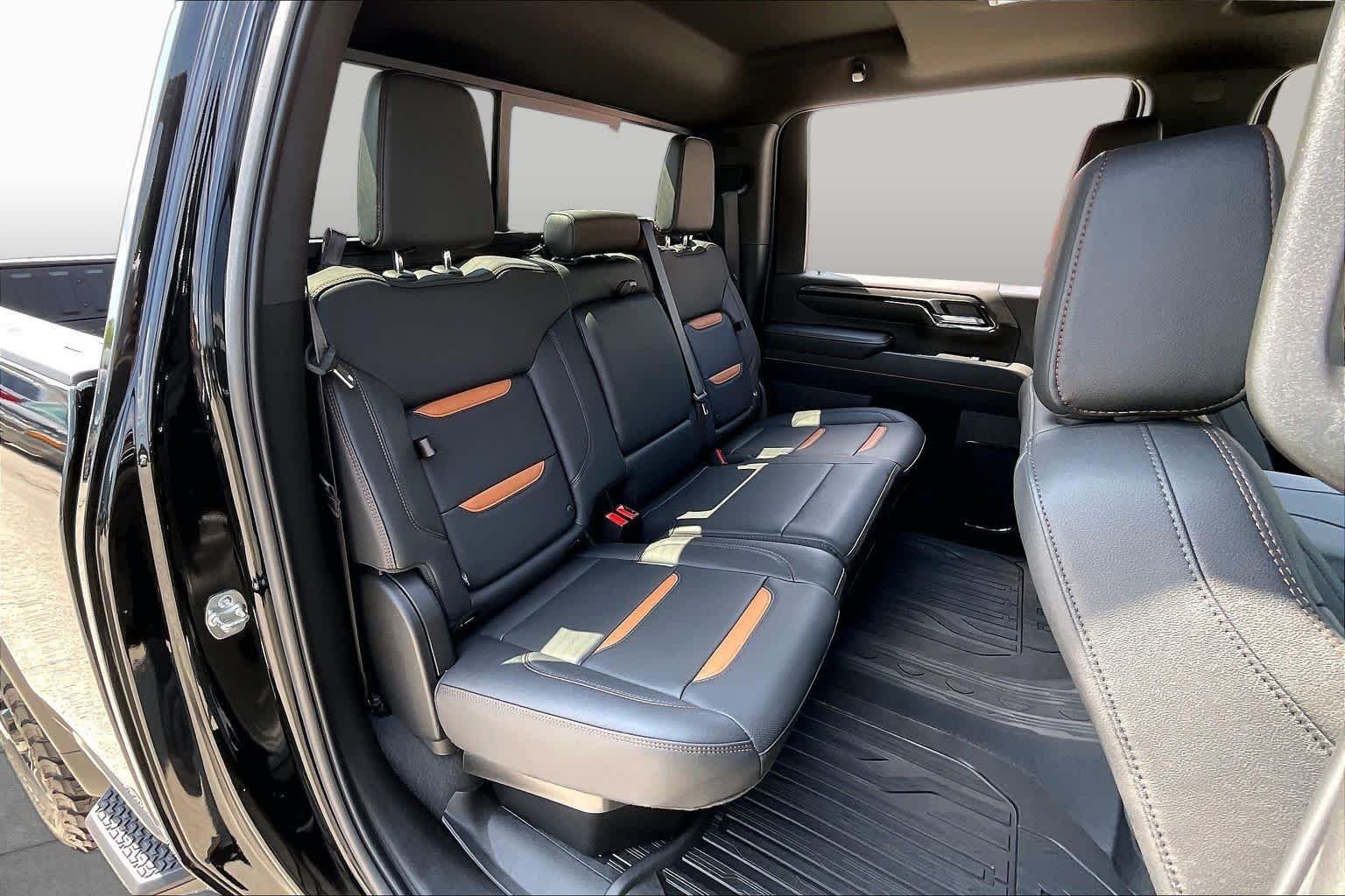 Used 2026 Onyx Black GMC AT4 image 21
