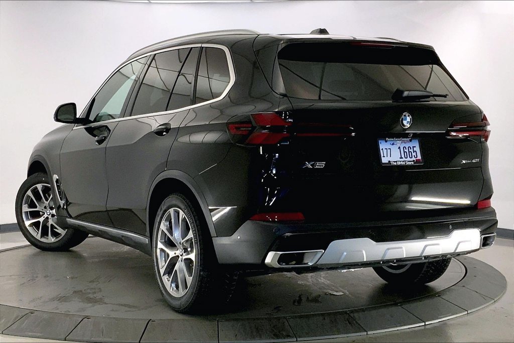 Used 2026 Black Sapphire Metallic BMW  image 2