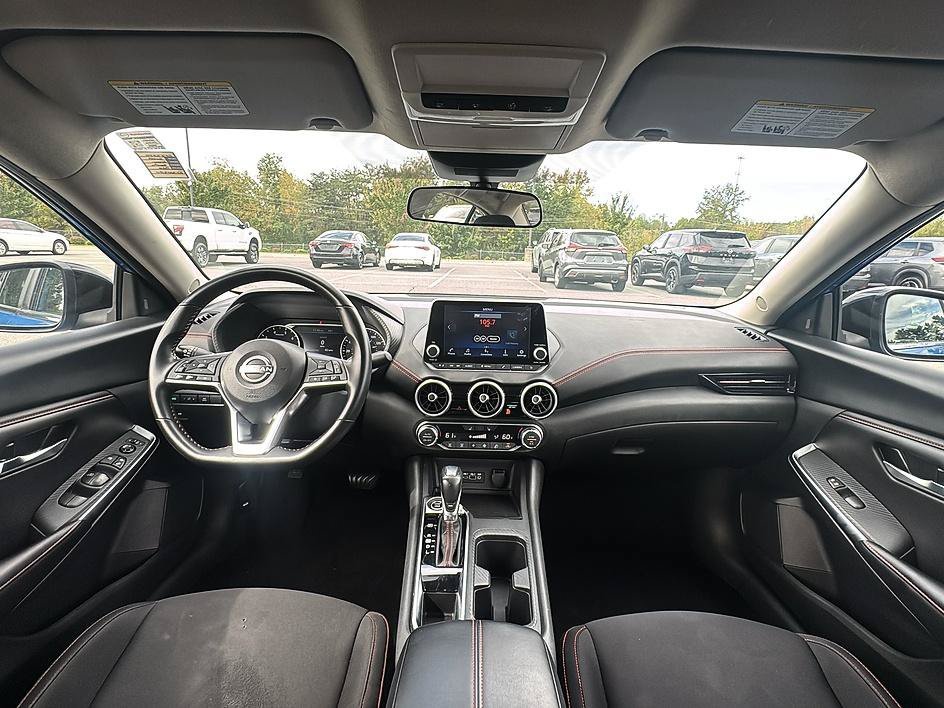 Used 2025 Electric Blue Metallic Nissan SR image 28