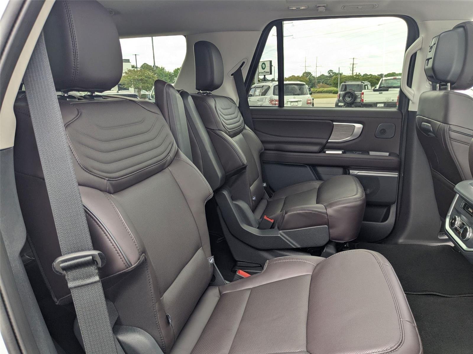 New 2026 Space Silver Metallic Ford Platinum® image 29