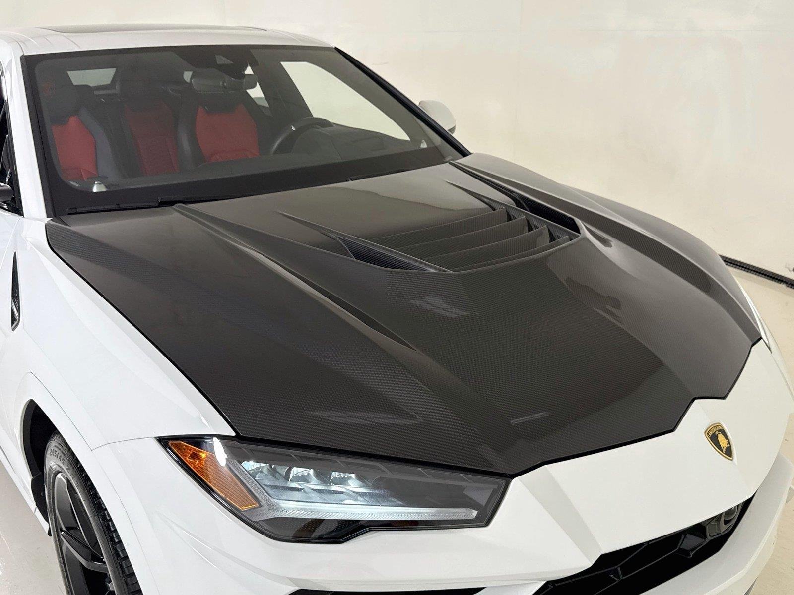 Used 2020 Bianco Icarus Metallic Lamborghini Carbon Bonnett | Custom Exhaust | Only 10K Miles image 34