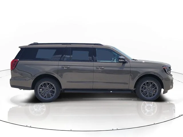 New 2027 Gray Ford Platinum image 4