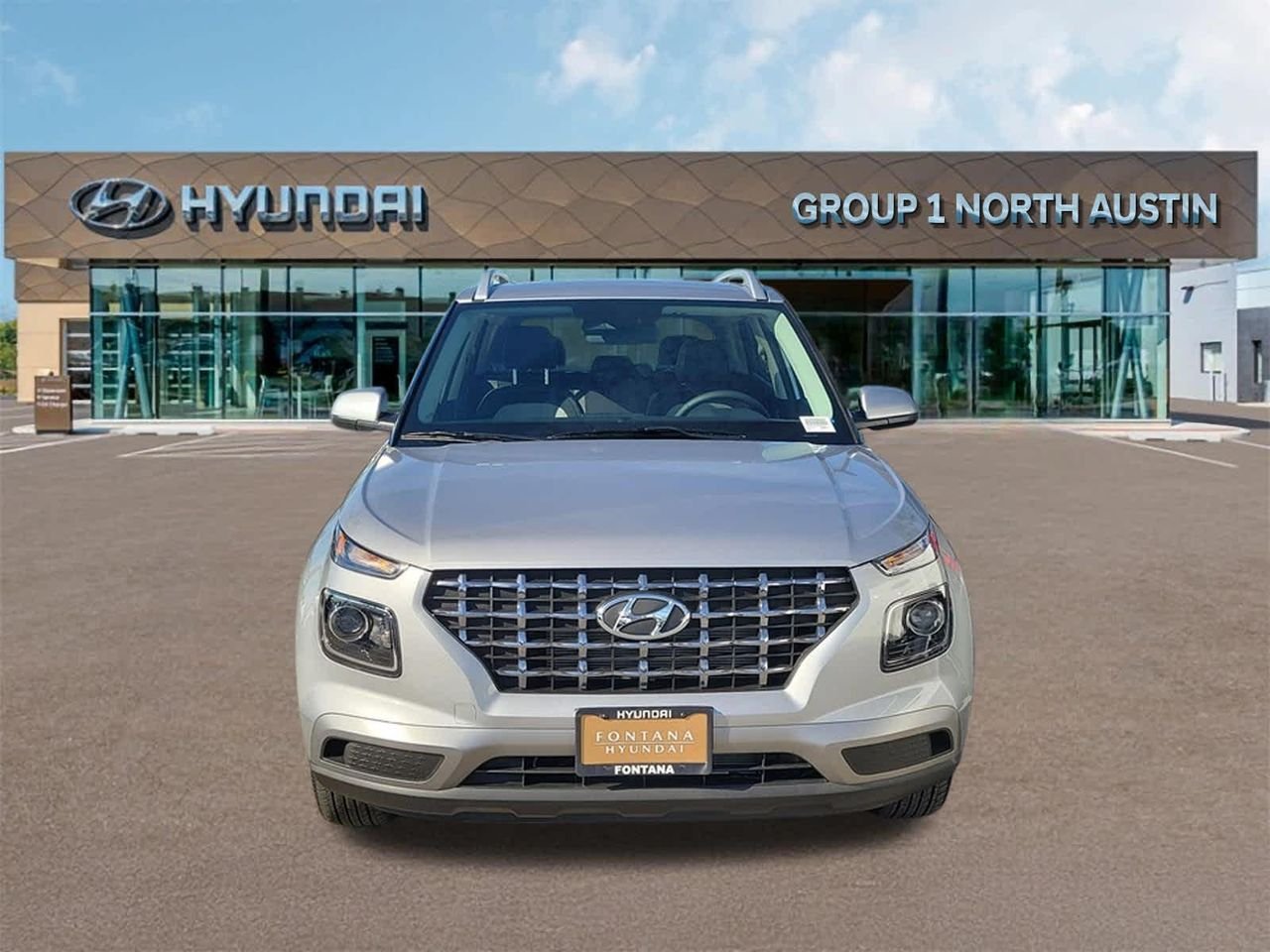 New 2026 Shimmering Silver Hyundai SEL image 2