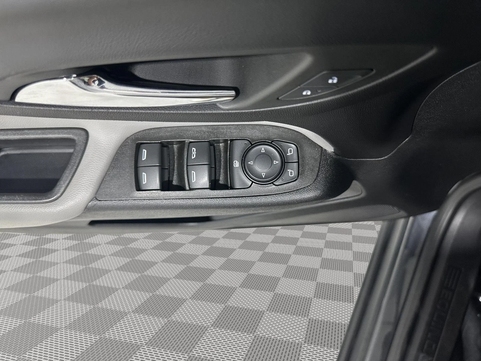 Used 2022 Iron Gray Metallic Chevrolet LS image 19