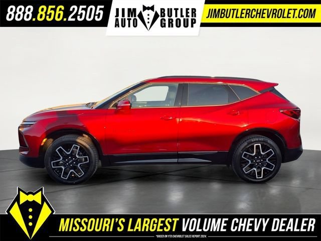 Used 2023 RADIANT RED TINTCOAT Chevrolet RS image 22