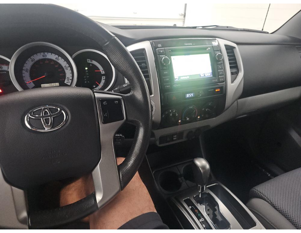 Used 2013 Black Toyota Base image 3