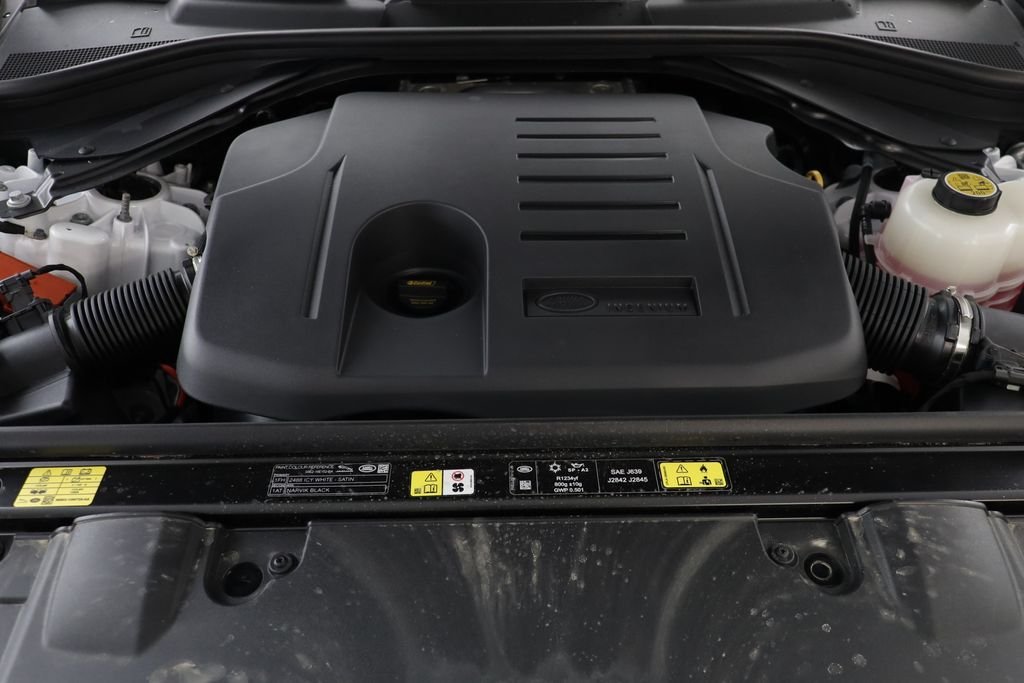 New 2026 Icy White Satin LAND ROVER SE image 24