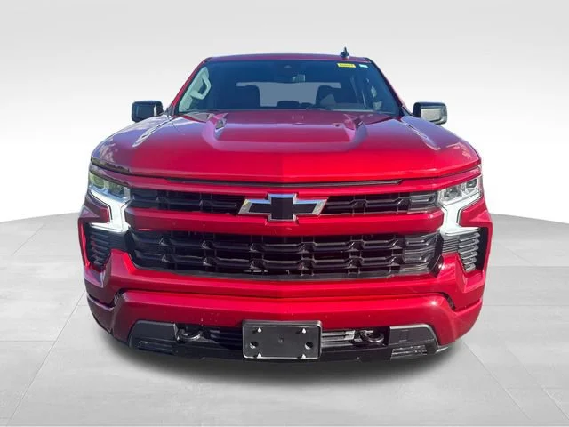 Used 2023 RADIANT RED TINTCOAT Chevrolet RST image 9