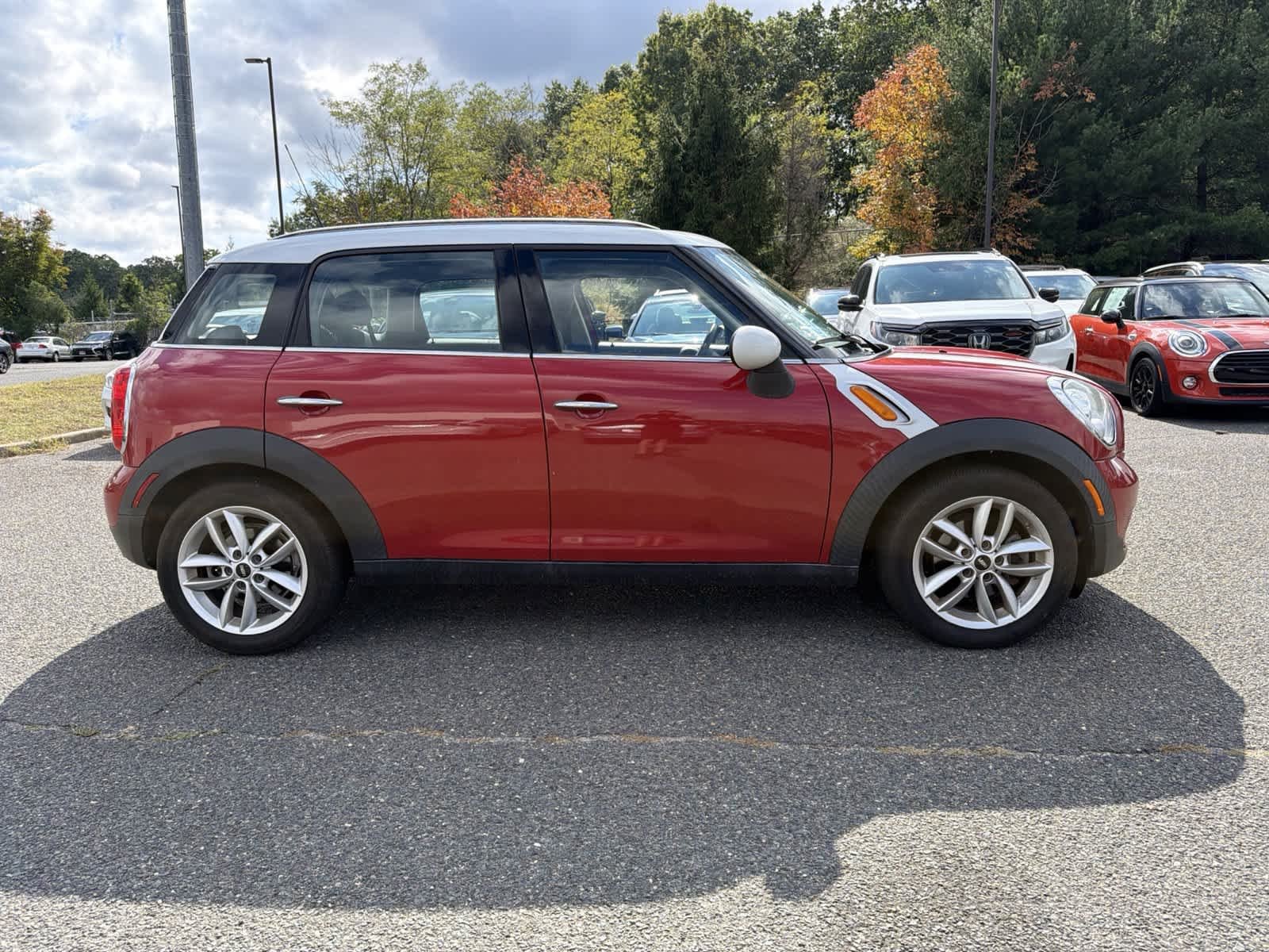 Used 2014 Red MINI  image 6