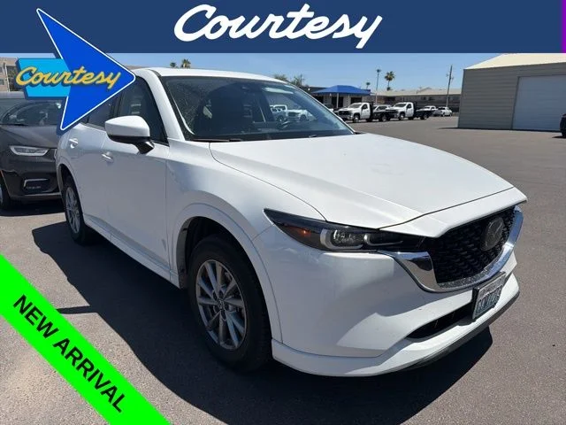 2025 Mazda CX-5 S Preferred package Auto AWD's photo