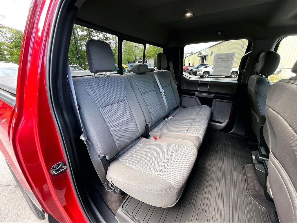 Used 2020 Red Ford XLT image 16